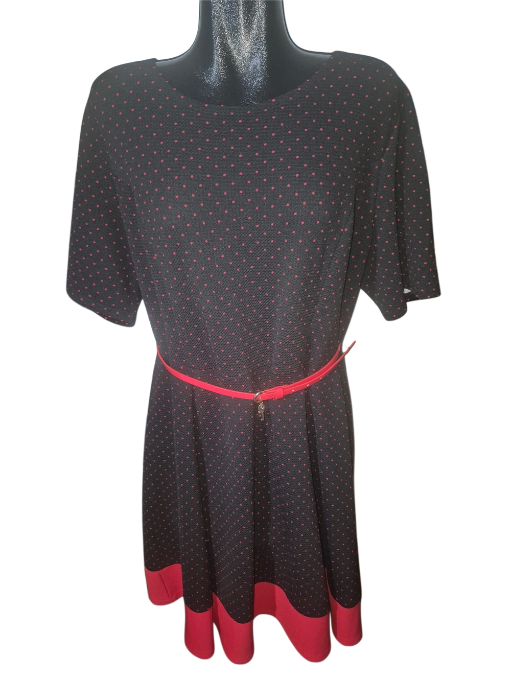 Black And Red Polka Dot Short Sleeve Fit & Flare Retro Style Dress With Belt 1X